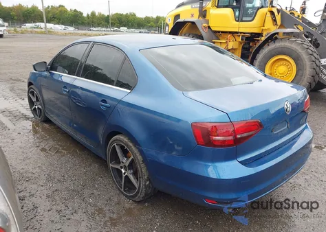 2017 Volkswagen Jetta 1.4T S z USA, uszkodzony, nr VIN 3VW2B7AJ8HM396459